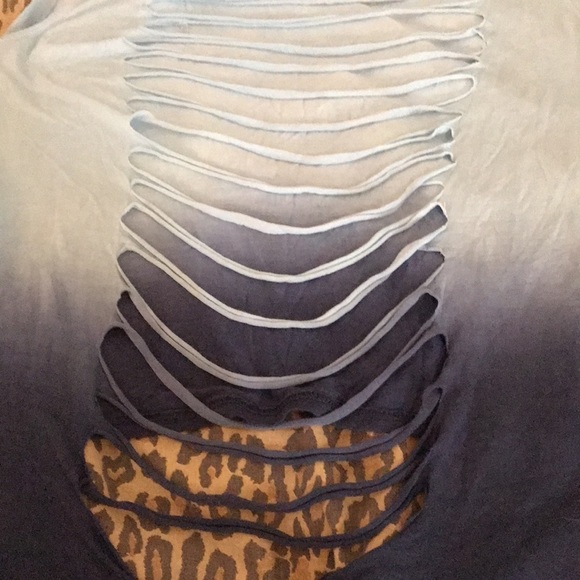 E & M LG-XL slub style tie dye blue shredded back tack w/front pocket - Picture 5 of 12